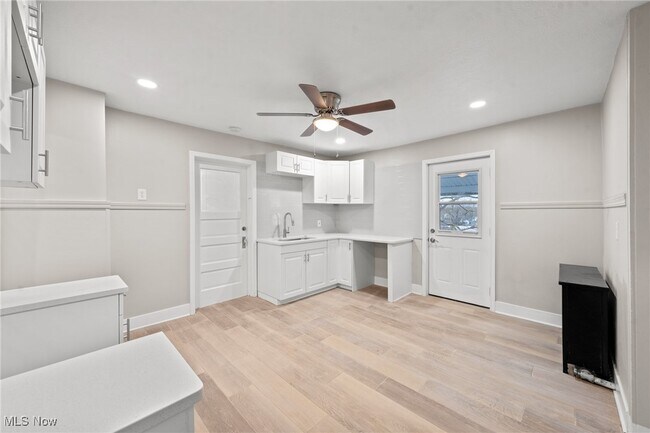 Building Photo - 10501 Park Heights Ave