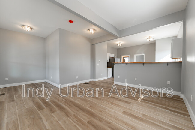 Building Photo - 646 W 30th St
