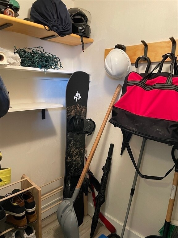 Building Photo - 18 Gould St