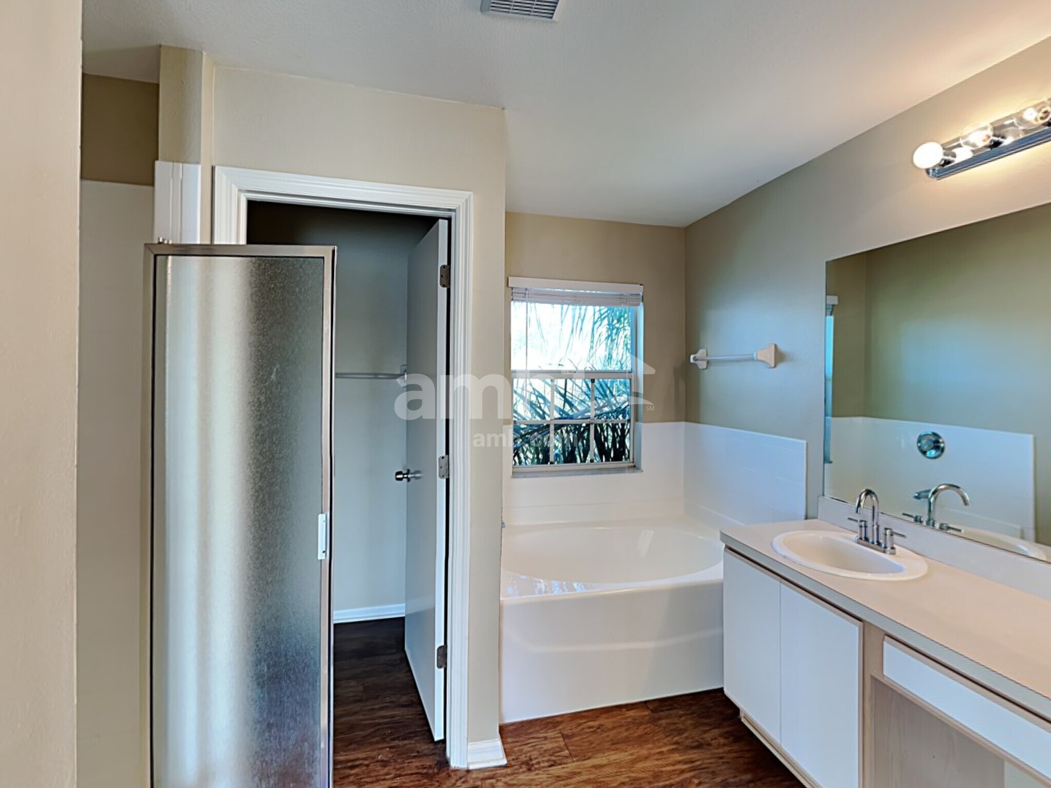 Building Photo - 11832 Brenford Crest Dr