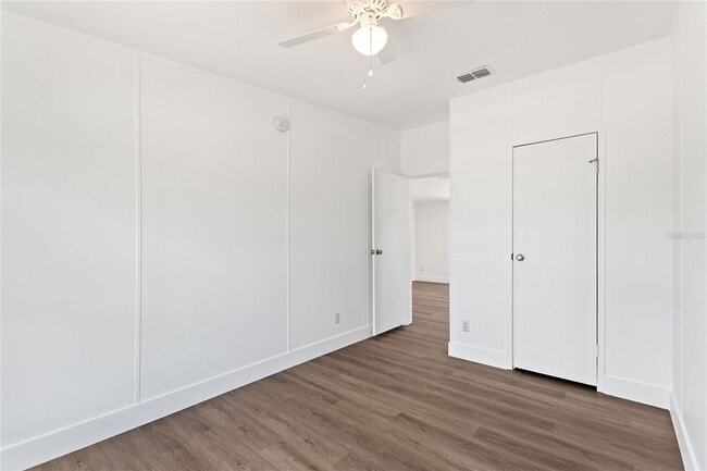 Building Photo - 486 Lindsey Dr