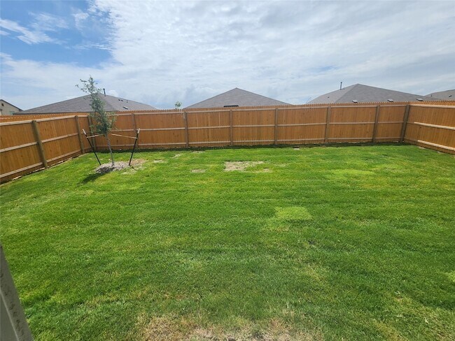 Building Photo - 15013 Bushwacker Wy