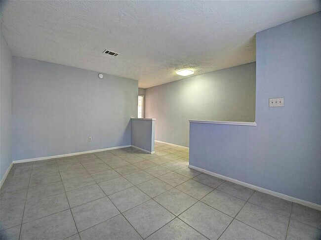 Building Photo - 11830 Mulholland Dr