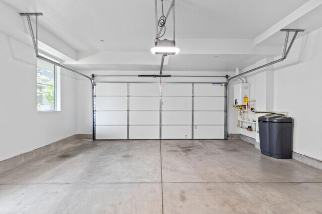 Building Photo - 3020 Boyter Pl