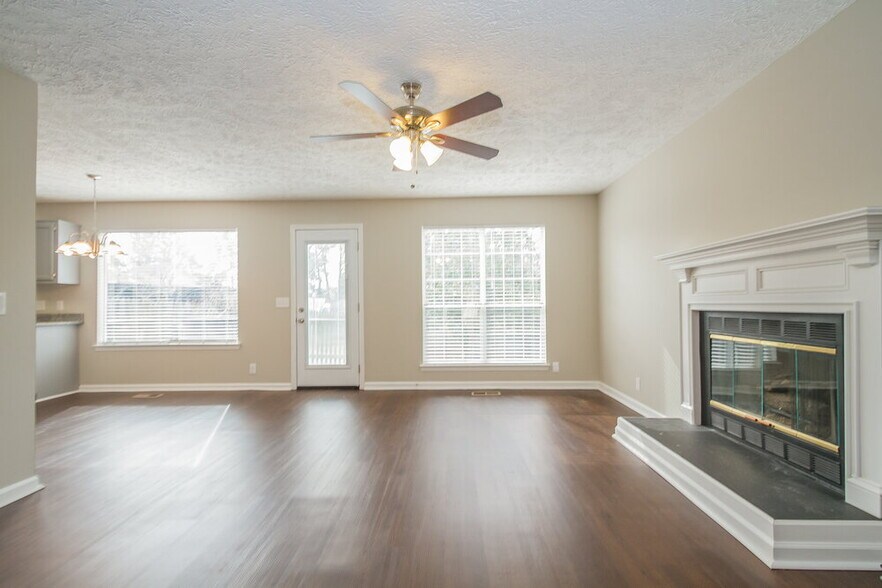 Building Photo - 6005 Bradford Hills Dr