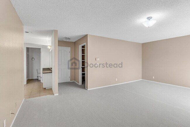 Building Photo - 1362 Casa Ct