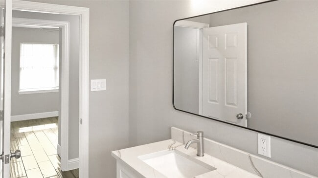 Building Photo - 5739 Turtle Creek Rd