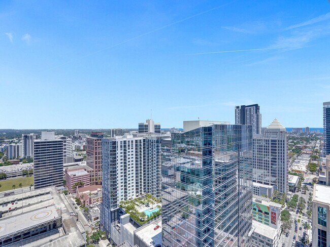 Building Photo - 100 E Las Olas Blvd