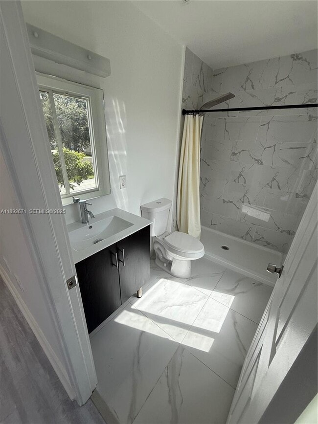 Building Photo - 13984 SW 259th Way