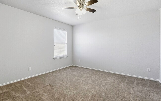 Building Photo - 11639 Hidden Terrace