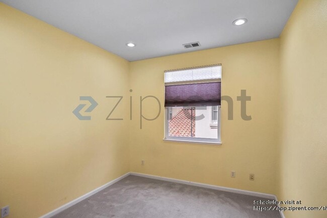 Building Photo - 2677 Corde Terra Cir