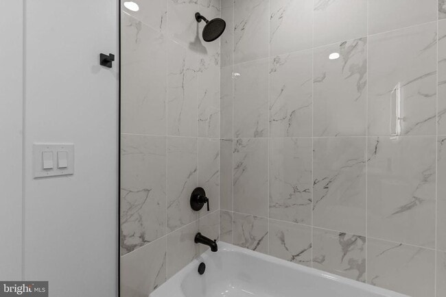 Building Photo - 139 Ivy Hill Rd