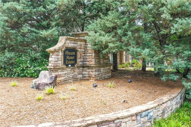 Building Photo - 3420 Pleasant Springs Dr