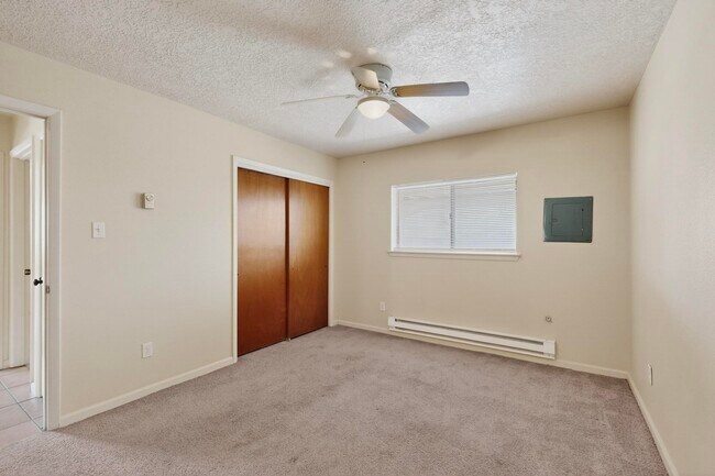 Building Photo - 222 Shannon Pl NW