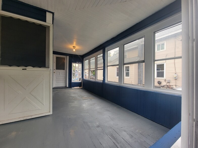 Building Photo - 62 Owego St