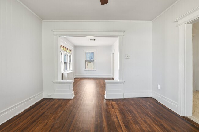 Building Photo - 152 Dekalb Ave