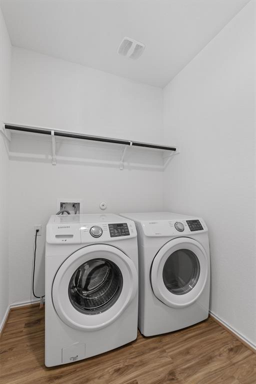 Building Photo - 1324 Chad Dr