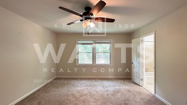 Building Photo - 4 Bedroom, 4.5 Bath Home in Heart of Hoover