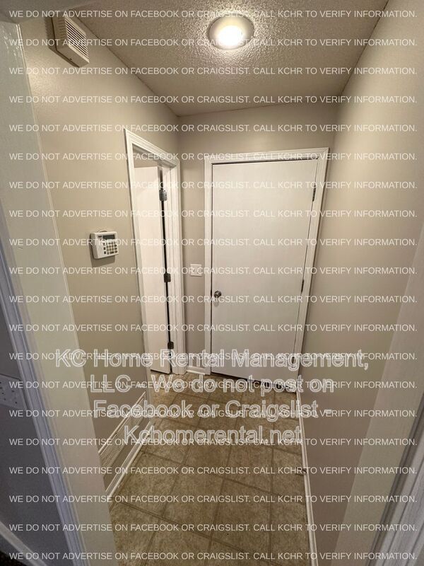 Building Photo - 8657 NE 97th St