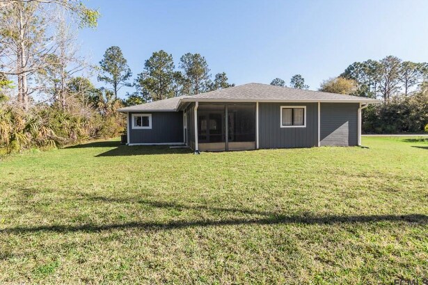 Building Photo - Updated Single family 3 bedroom, 2 bathroom!