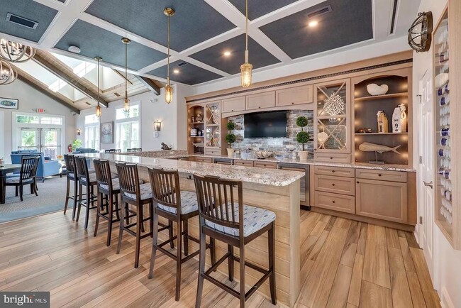 Building Photo - 33842 Darlington St