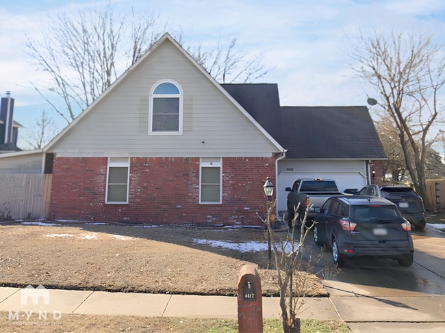 Building Photo - 4417 W Toledo St