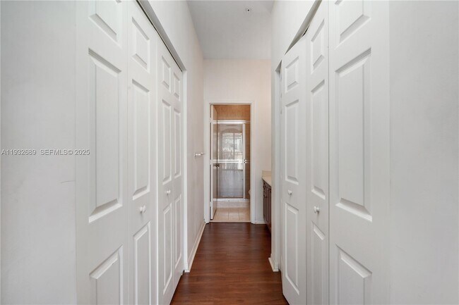 Building Photo - 14355 SW 11th St