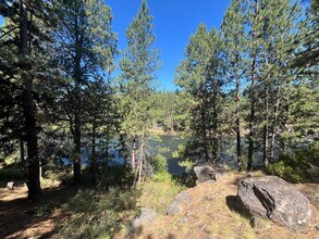 Building Photo - Stunning 3 Bed/ 2.5-Bath Home on the River...