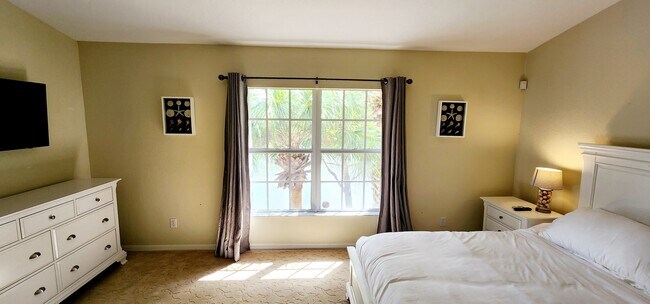 Building Photo - 5620 Sherborn Dr