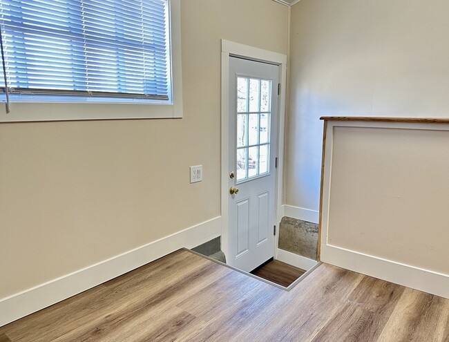 Building Photo - 2798 S Acoma St