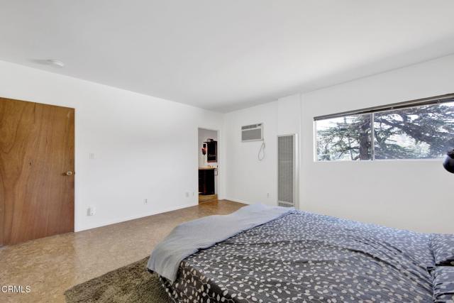 Building Photo - 1827 Oak Tree Dr