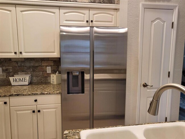 Building Photo - 201 Auburn Woods Cir