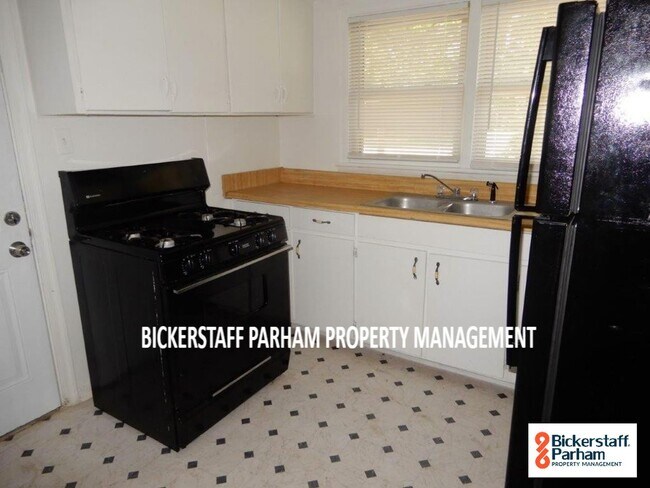 Building Photo - At Last, This Is What You’ve Been Searching For!!