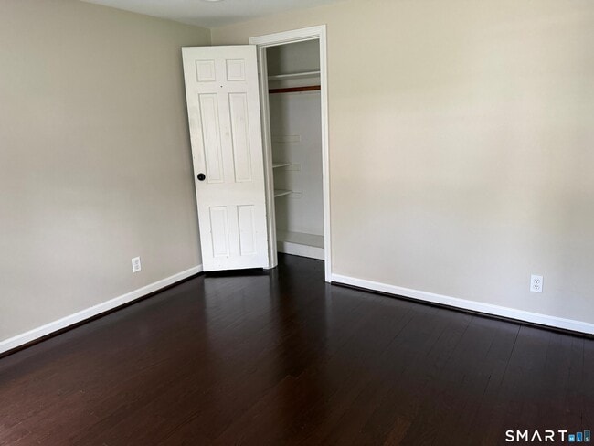 Building Photo - 28 Miamis Rd