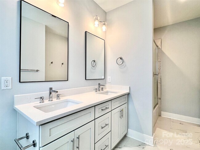 Building Photo - 13038 John Bostar Ln