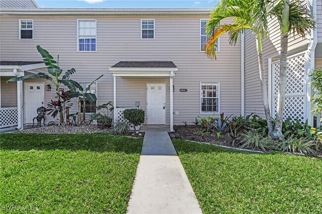 Primary Photo - 6091 Lakefront Dr