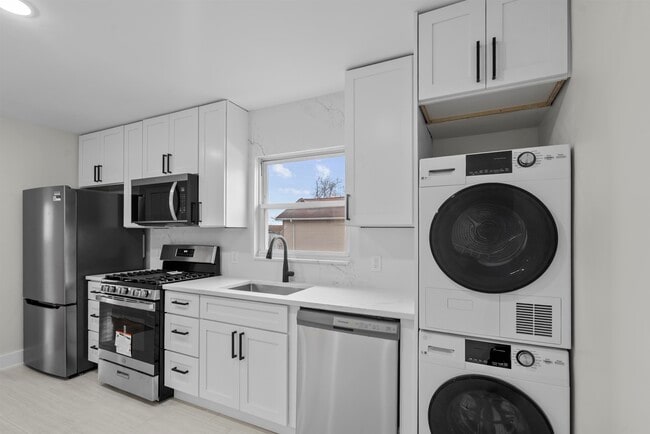 Building Photo - 238 Terrace Ave