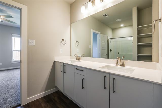 Building Photo - 657 Blackland dr