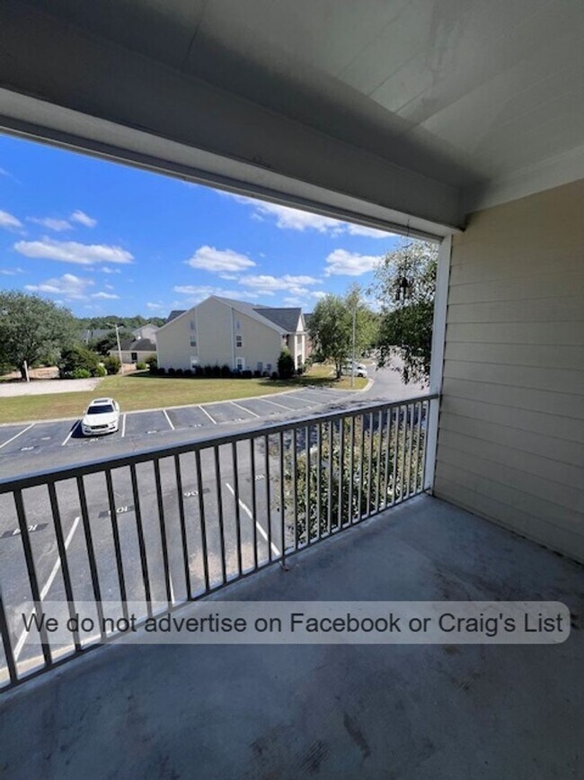 Building Photo - Cliffdale Cottages- Wisteria Lane