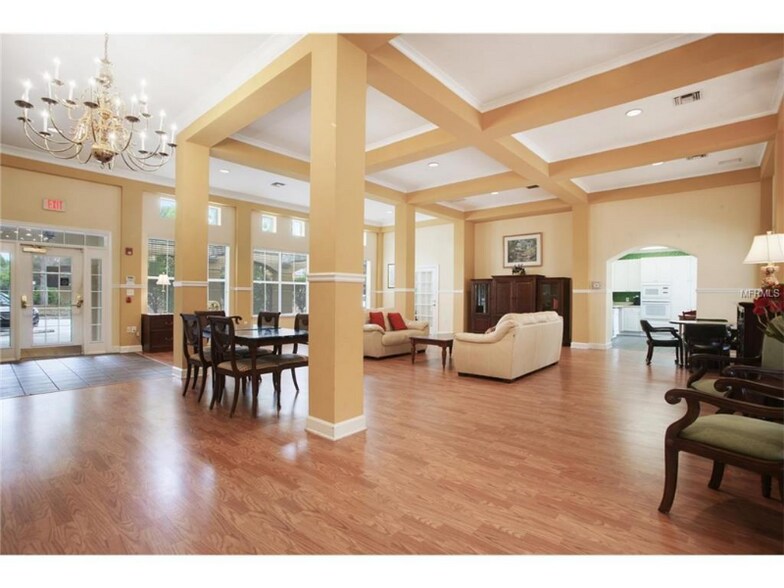 Building Photo - 18001 Richmond Pl Dr