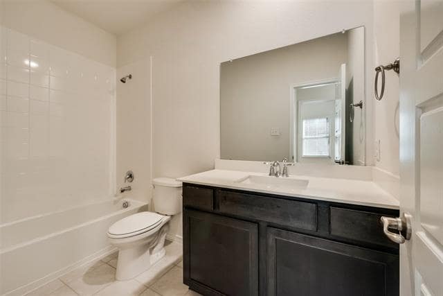 Building Photo - 2412 Eureka Wy