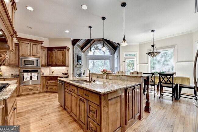 Building Photo - 11037 Estates Cir
