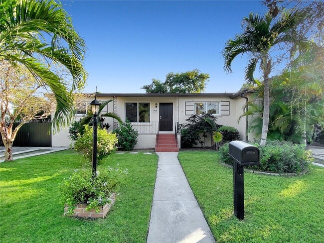 Primary Photo - 7910 SW 17th Terrace
