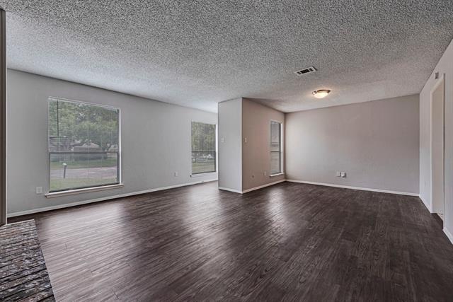 Building Photo - 1803 Ridgebrook Dr