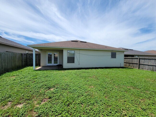 Building Photo - 1934 Catline Cir
