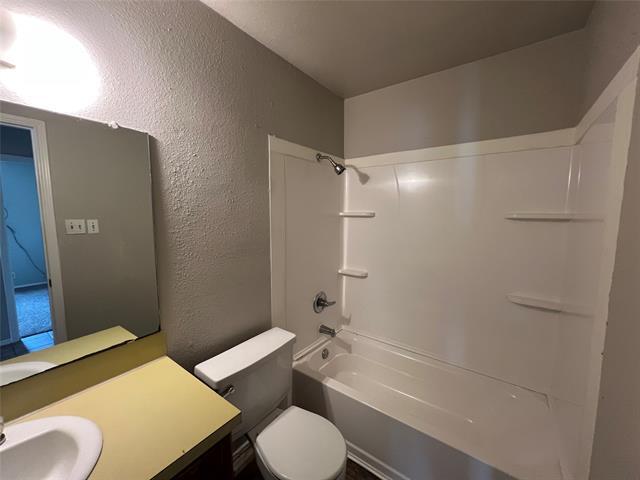 Building Photo - 1212 W Hunt St