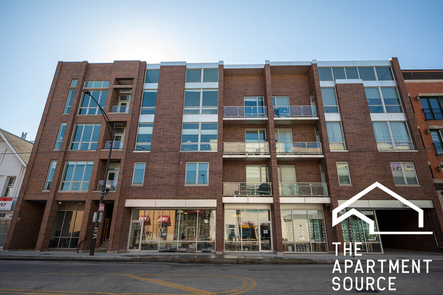 Building Photo - 2640 N Halsted St