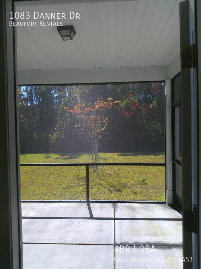 Building Photo - 1083 Danner Dr