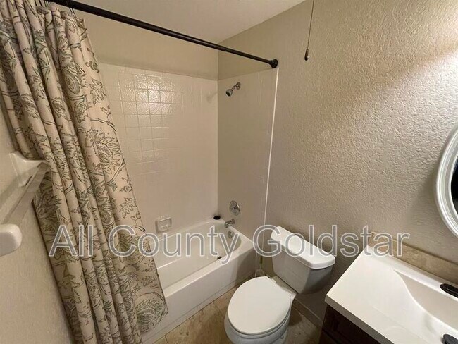 Building Photo - 13349 Buckett Cir
