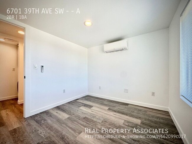 Building Photo - 6701 39th Ave SW